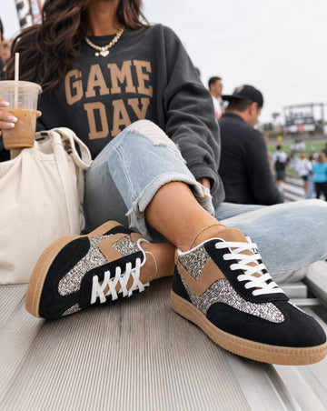 Cushioned Retro Fashion Sneakers